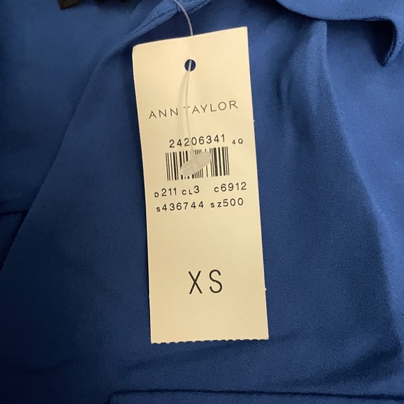 Ann Taylor essential camp shirt - Picture 3 of 3